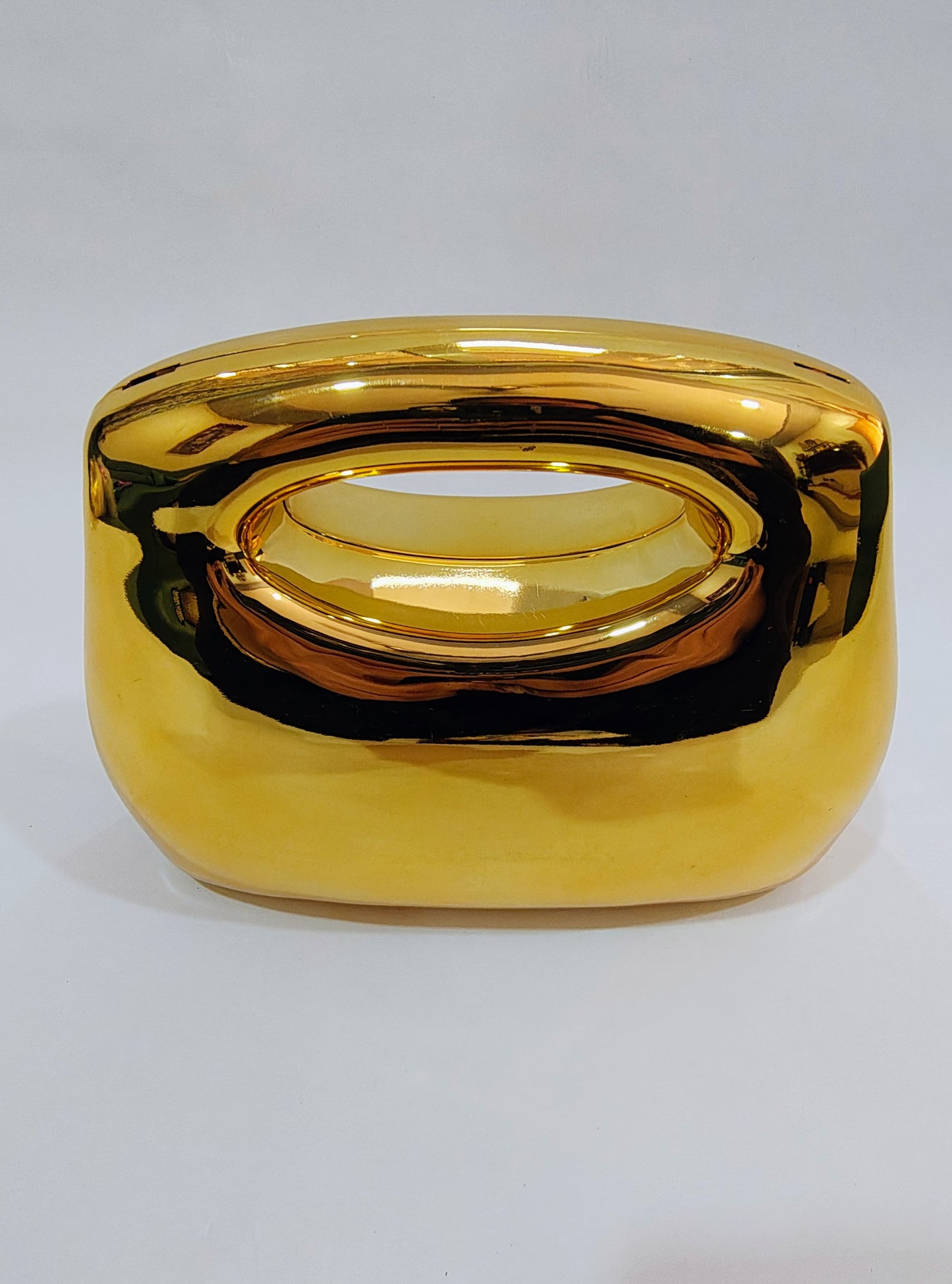 Luxe Metallic Statement Handbag – Sculptural Elegance with a Modern Touch